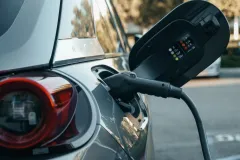 Novi poziv za sufinanciranje kupnje električnih vozila - Poticaji samo za pravne osobe