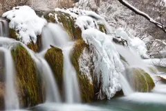 Nacionalni park Plitvička jezera očarava zimskom ljepotom i povoljnim cijenama ulaznica