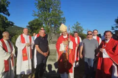 Donji Kosinj svečano proslavio svetkovinu svetih Petra i Pavla – otkriveno poprsje Ambroza Kacitića, prvog hrvatskog tiskara