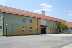 Općina Brinje financira udžbenike i školske materijale učenicima