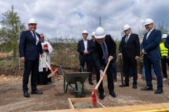 Otočac dobiva novi vrtić za 256 djece: Položen kamen temeljac velikog projekta