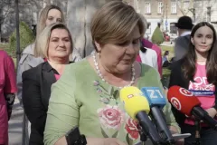 Hod za život: Tražimo da se omogući anoniman porod