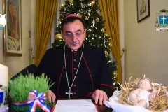 Poslušajte božićnu čestitku gospićko-senjskog biskupa Marka Mede