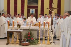 Velika srijeda u Gospiću: Biskup Marko Medo predvodio Misu posvete ulja u Katedrali Navještenja BDM