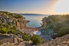 U Karlobagu se 30.05. otvara prva službena plaža za bikere u Hrvatskoj!