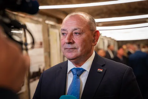Čestitka ministra Medveda za Dan državnosti: Neka nas snaga domoljublja opet ujedini