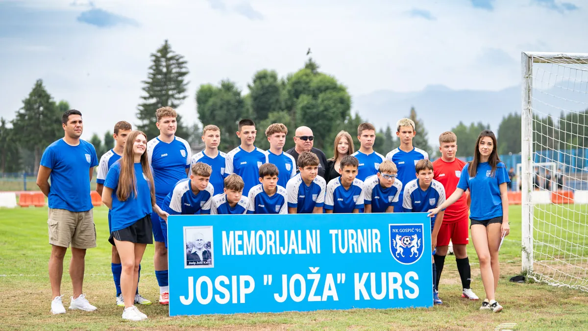 FOTO/Gospić u znaku dječjeg nogometa i uspomene na Josipa Jožu Kursa