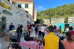 Raznolikost OPG-ova na jednom mjestu: Obrovac postao domaćin prvog sajma poljoprivrednih gospodarstava, uključujući OPG-ove iz Like