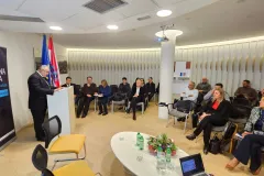 Danas je u Hrvatskoj gospodarskoj komori - Županijska Komora Otočac održana panel rasprava na temu “Iseljeništvo kao potencijal demografskog i gospodarskog razvoja Hrvatske”