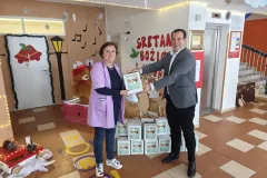 Razvojni centar Ličko-senjske županije donirao sokove i marmelade lokalnim ustanovama