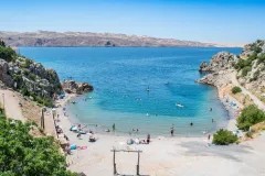 Tatinja spremna za ljeto ispunjeno kupanjem, zabavom i uživanjem
