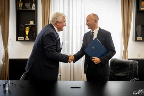 U Gospiću potpisano Pismo namjere: Ličko-senjska županija jača veze s češkom Vysočinom