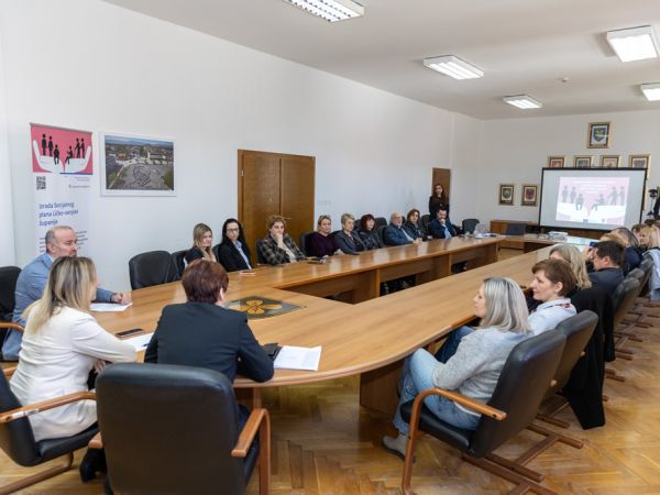 Održana završna konferencija projekta izrade Socijalnog plana Ličko-senjske županije Održana završna konferencija projekta izrade Socijalnog plana Ličko-senjske županije