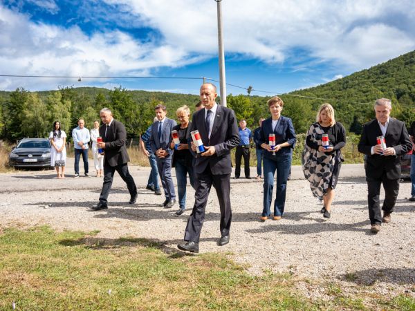 Obilježena 92. obljetnica Velebitskog ustanka Obilježena 92. obljetnica Velebitskog ustanka