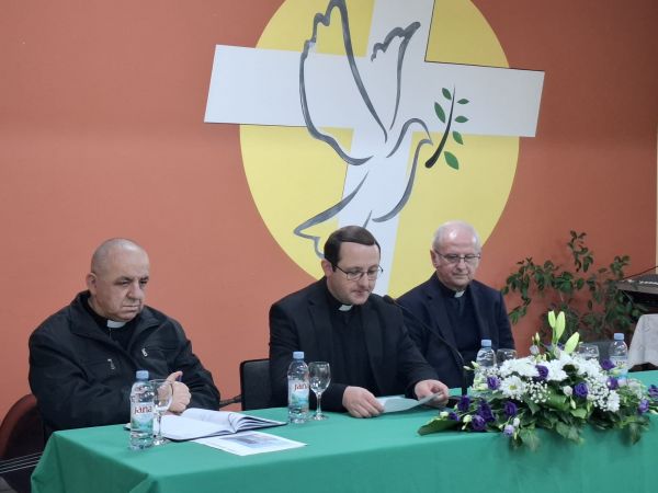 U Pastoralnom centru u Ličkom Osiku održan godišnji susret Caritasovih djelatnika i volontera: naglasak na poruci papinske pobudnice Dilexi te U Pastoralnom centru u Ličkom Osiku održan godišnji susret Caritasovih djelatnika i volontera: naglasak na poruci papinske pobudnice Dilexi te