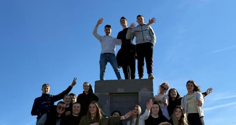 Najbolje iz Like - Duhovne vježbe na Baškim Oštarijama okupile mlade Gospićko-senjske biskupije