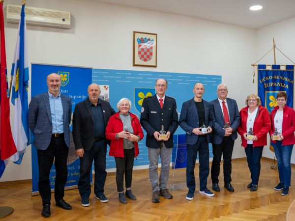 Župan Petry primio delegaciju Crvenog križa Osterode iz Njemačke Župan Petry primio delegaciju Crvenog križa Osterode iz Njemačke