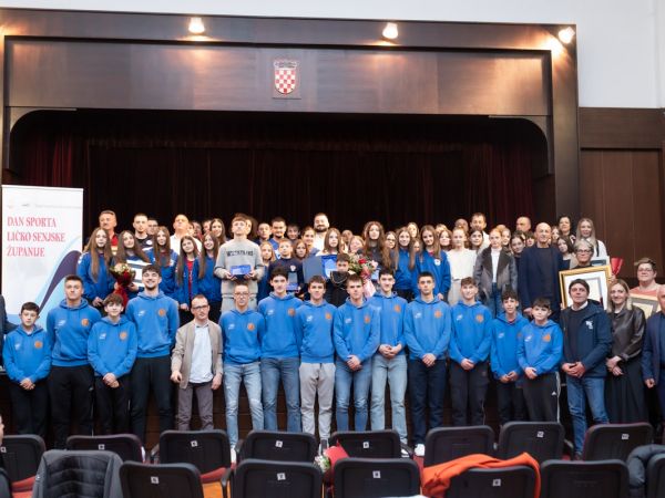 Održan Dan sporta Ličko-senjske županije: Dodijeljene nagrade najboljim sportašima i sportskim djelatnicima Održan Dan sporta Ličko-senjske županije: Dodijeljene nagrade najboljim sportašima i sportskim djelatnicima