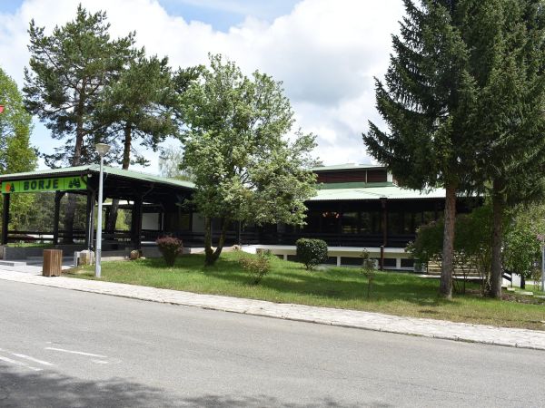 Auto-kampovi u NP Plitvička jezera uvijek su popularni