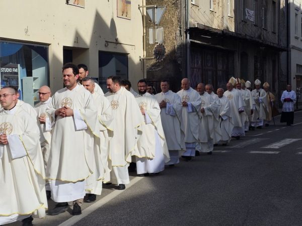 Blagovijest u katedrali Naviještenja BDM Blagovijest u katedrali Naviještenja BDM