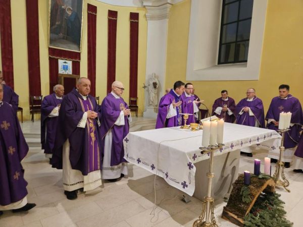Biskup Medo predvodio misu na obljetnicu smrti biskupa Bogovića