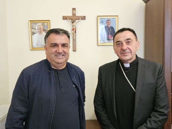 Biskup Medo primio generalnog vizitatora Franjevačke provincije Presvetog Otkupitelja Biskup Medo primio generalnog vizitatora Franjevačke provincije Presvetog Otkupitelja