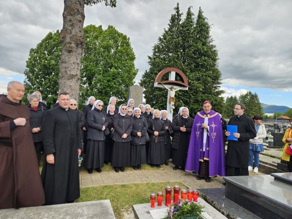 U Gospiću obilježena 79. godišnjica mučeničke smrti s. Žarke Ivasić U Gospiću obilježena 79. godišnjica mučeničke smrti s. Žarke Ivasić