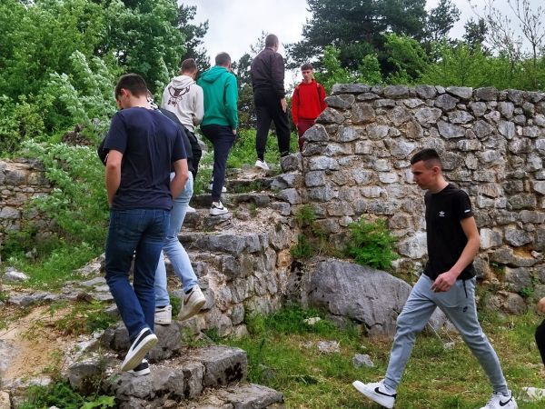 U sklopu programa “Muzejski boravak“ održana 21 terenska radionica za 380 učenika u Otočcu