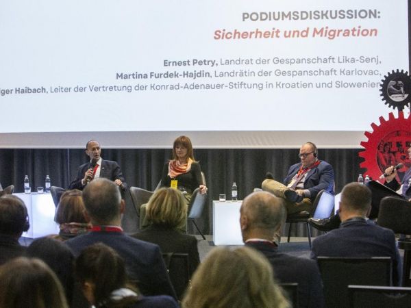 Župan Petry na njemačko-hrvatskom razvojnom forumu Župan Petry na njemačko-hrvatskom razvojnom forumu