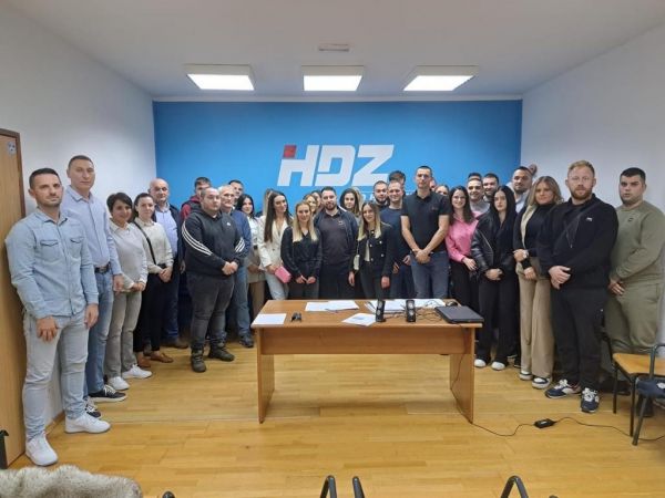 Održana izborna skupština mladeži HDZ-a Senja - novi predsjednik MHDZ-a Marko Babić Održana izborna skupština mladeži HDZ-a Senja - novi predsjednik MHDZ-a Marko Babić