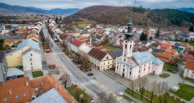 Najbolje iz Like - Preusmjeravanje prometa u Otočcu povodom 26. Smotre folklora