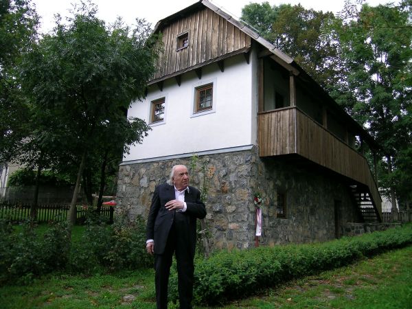 Pjesnik koji je obožavao Liku Pjesnik koji je obožavao Liku