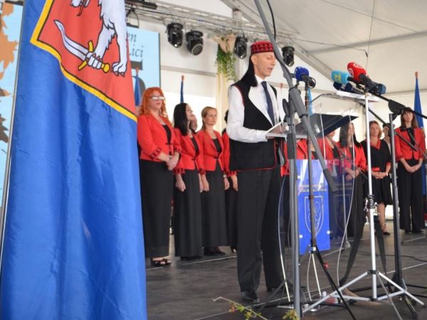Župan Petry zahvalio svima koji su uveličali jubilarnu 25. manifestaciju “Jesen u Lici” Župan Petry zahvalio svima koji su uveličali jubilarnu 25. manifestaciju “Jesen u Lici”