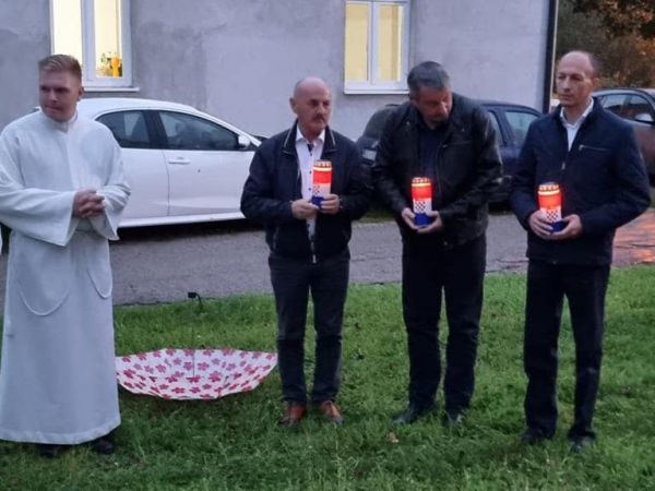 Svečana proslava Svete Terezije Avilske u župi Bužim Svečana proslava Svete Terezije Avilske u župi Bužim