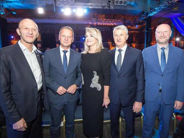 Dani hrvatskog turizma u Rovinju: Održana konferencija o redefiniranju istarskog turizma, svečanost završila dodjelom nagrada Dani hrvatskog turizma u Rovinju: Održana konferencija o redefiniranju istarskog turizma, svečanost završila dodjelom nagrada
