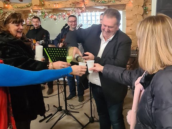 Brinje: Doček Nove godine u podne Brinje: Doček Nove godine u podne