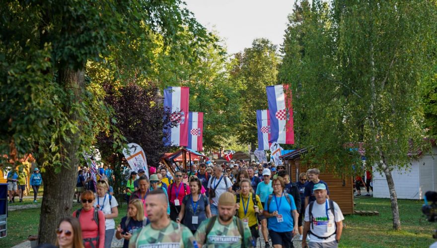 Najbolje iz Like - Počeo je 6. Hrvatski festival hodanja