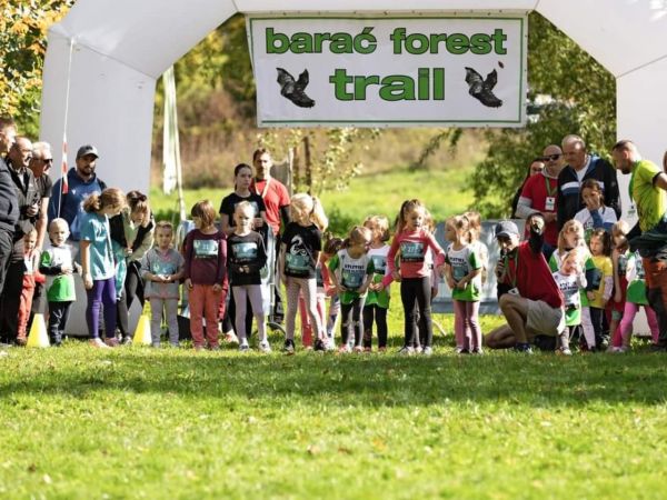 Djeca iz AK Plitvice osvojila brojne medalje u sklopu Barać Forest Trail 2024
