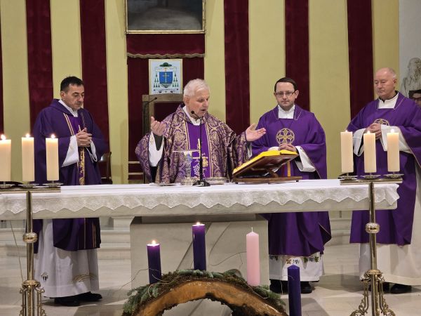 Trodnevna priprava za ređenje mons. Marka Mede za novog biskupa Gospićko-senjske biskupije.