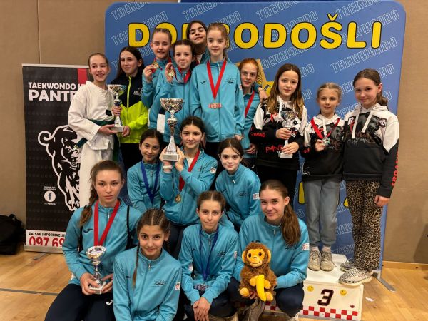 Sedam zlatnih cura i srebrni dečko: Taekwondo klub Otočac dominirao na Pantera Openu