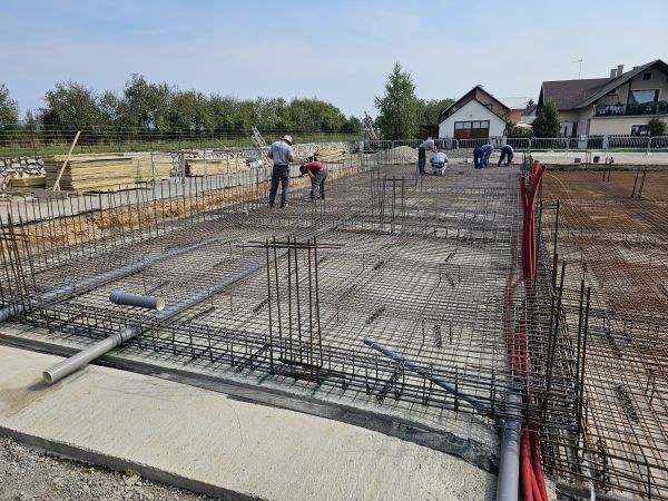 Počinje izgradnja Zelene tržnice u Perušiću Počinje izgradnja Zelene tržnice u Perušiću