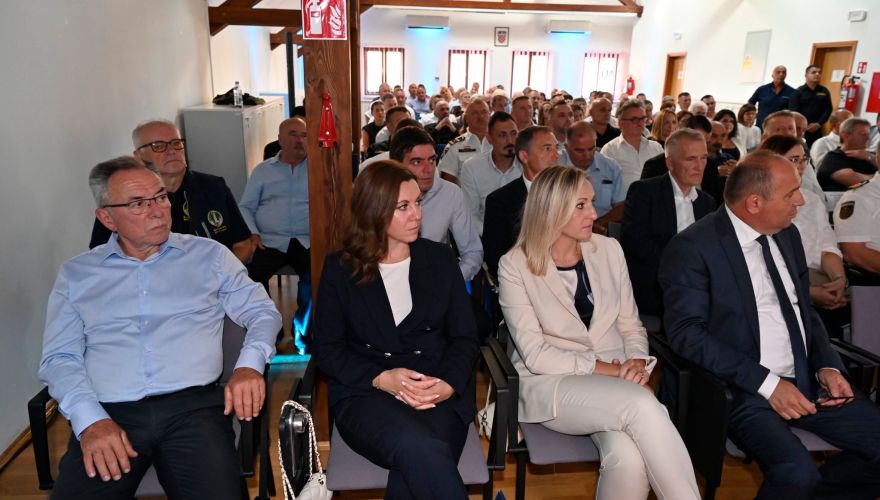 Facebook Općina Brinje