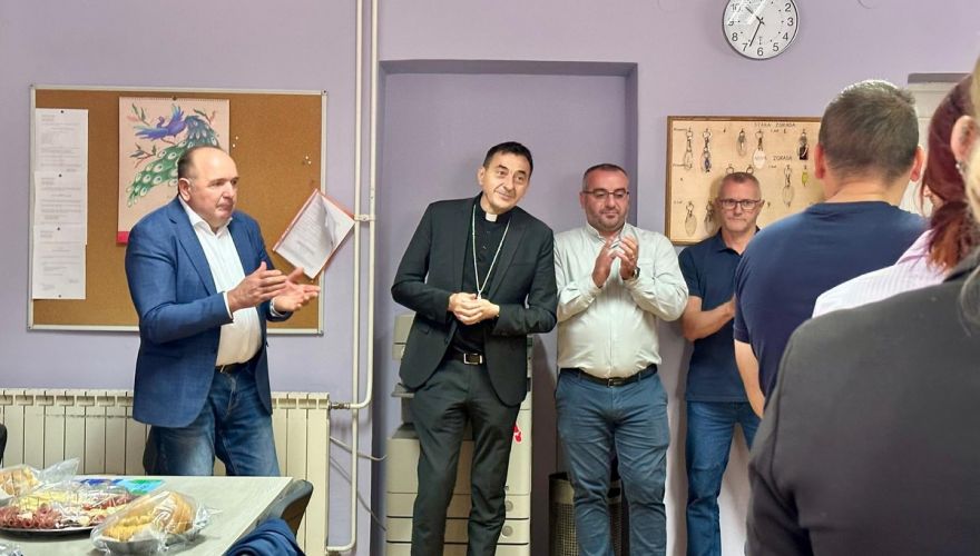 Srednja škola Otočac