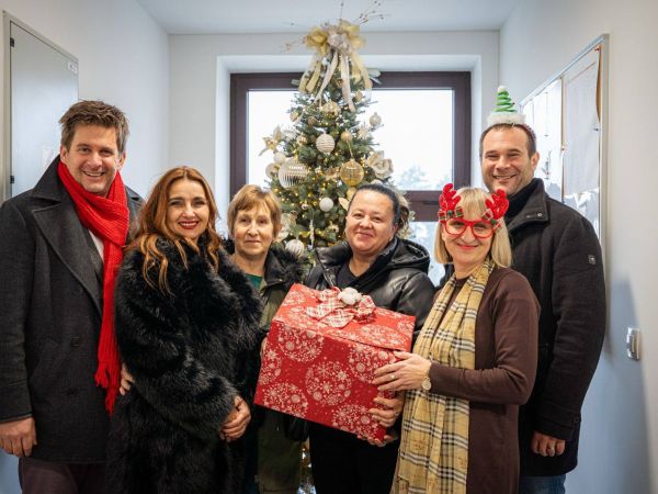 Prosinačko darivanje i zajedništvo: Rotary klub Gospić donio radost brojnim ustanovama i udrugama Prosinačko darivanje i zajedništvo: Rotary klub Gospić donio radost brojnim ustanovama i udrugama