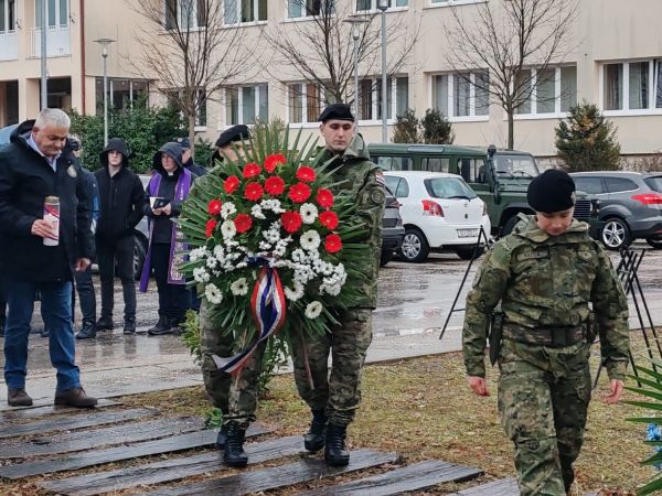 Korenica obilježila 34 godine povijesnog preleta MIG-a 21 iz Željave Korenica obilježila 34 godine povijesnog preleta MIG-a 21 iz Željave