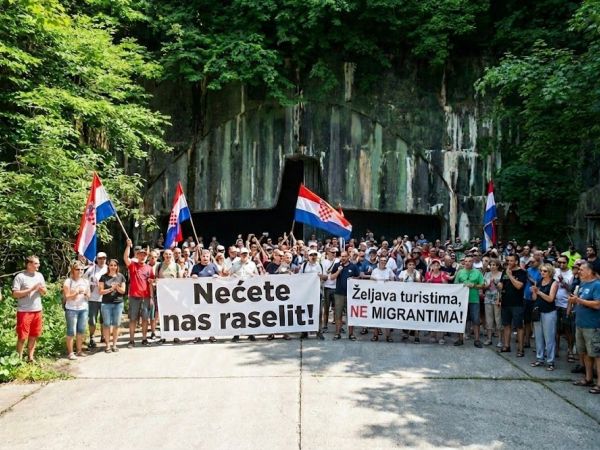 U nedjelju prosvjed u Korenici protiv planirane izgradnje migrantskog centra u Željavi U nedjelju prosvjed u Korenici protiv planirane izgradnje migrantskog centra u Željavi