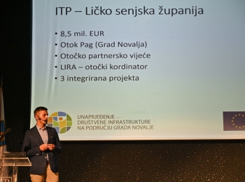 Autor Grad Novalja