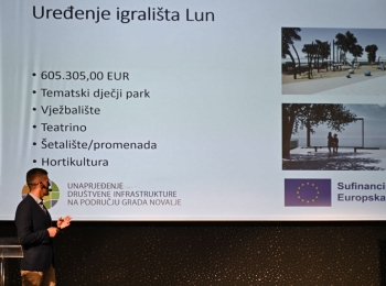 Autor Grad Novalja