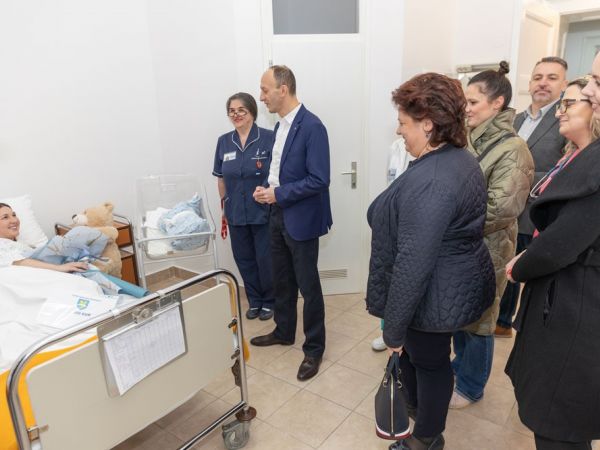 Dječak iz Gospića prva je beba rođena u Ličko-senjskoj županiji