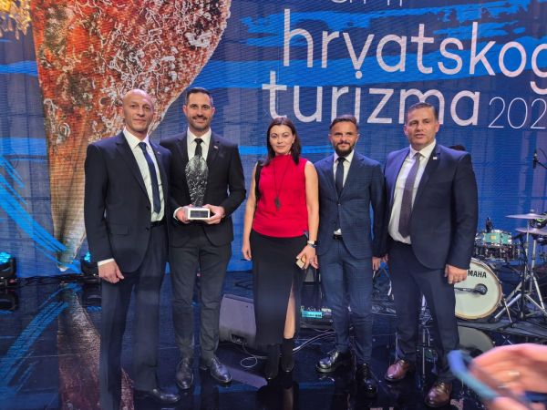 Završeni Dani hrvatskog turizma u Opatiji: Ličko-senjskoj županiji posebno priznanje i nagrada “Hrvatska, prirodno tvoja” Završeni Dani hrvatskog turizma u Opatiji: Ličko-senjskoj županiji posebno priznanje i nagrada “Hrvatska, prirodno tvoja”